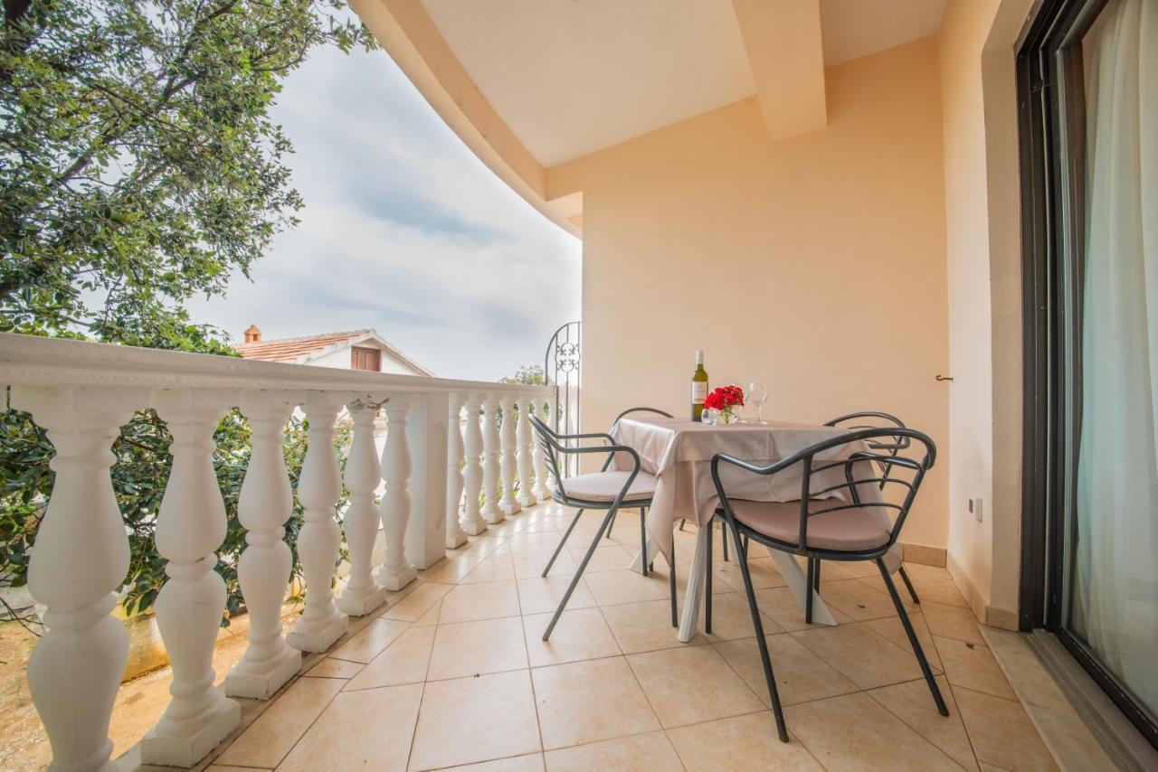 Apartments Melissa Врси Экстерьер фото