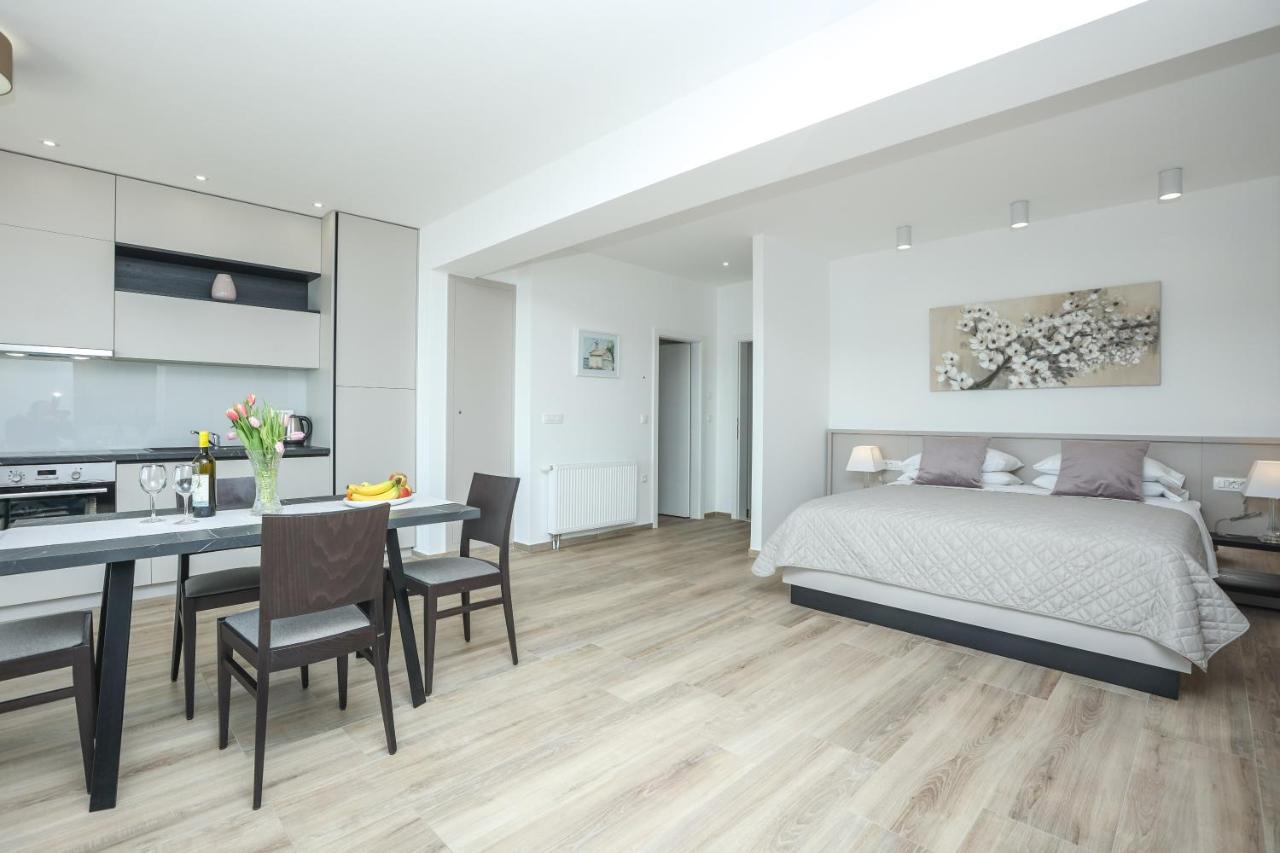 Apartments Melissa Врси Экстерьер фото